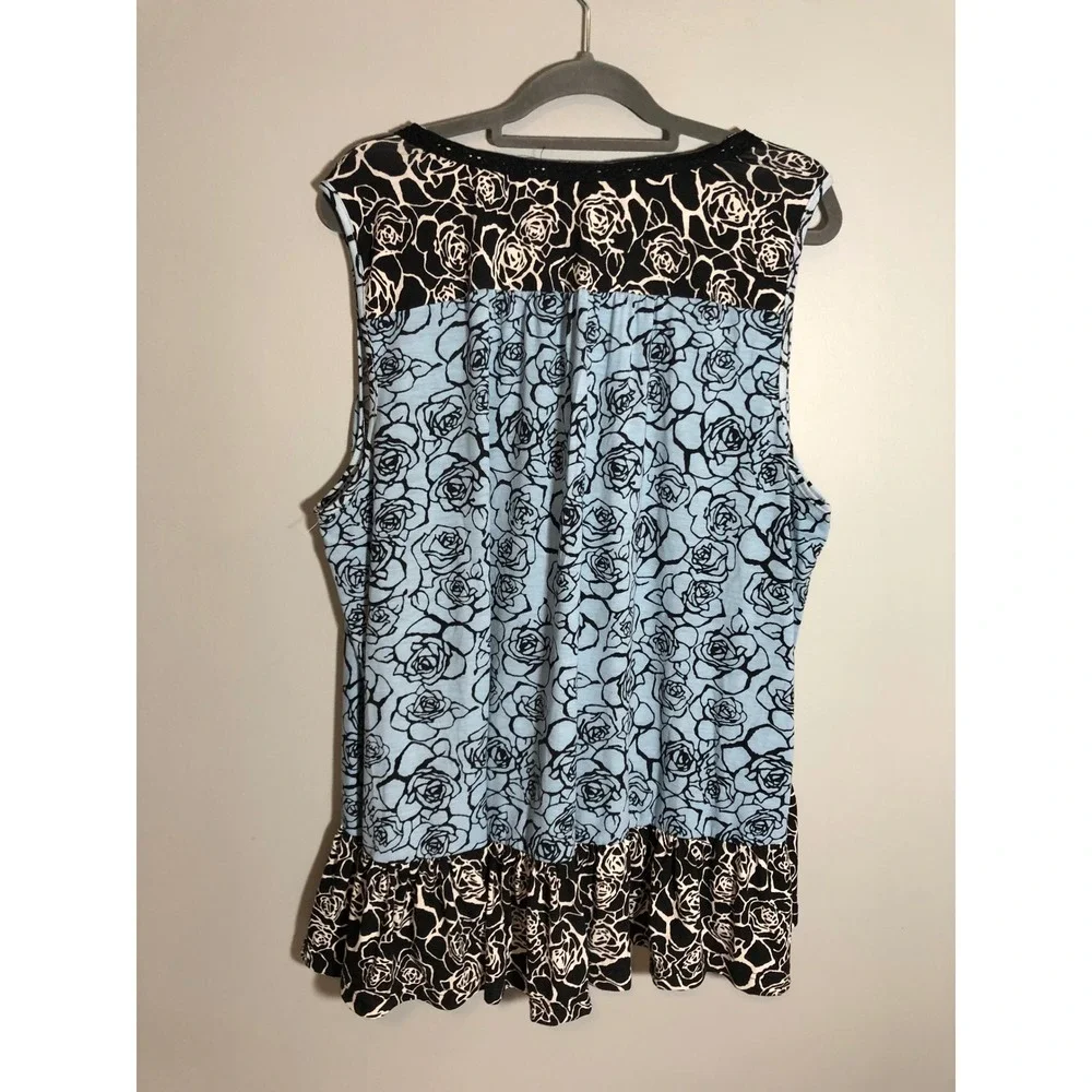 Suzanne Betro Floral Sleeveless Top Women 4X Blue Black Crochet Lace Ruffle Hem